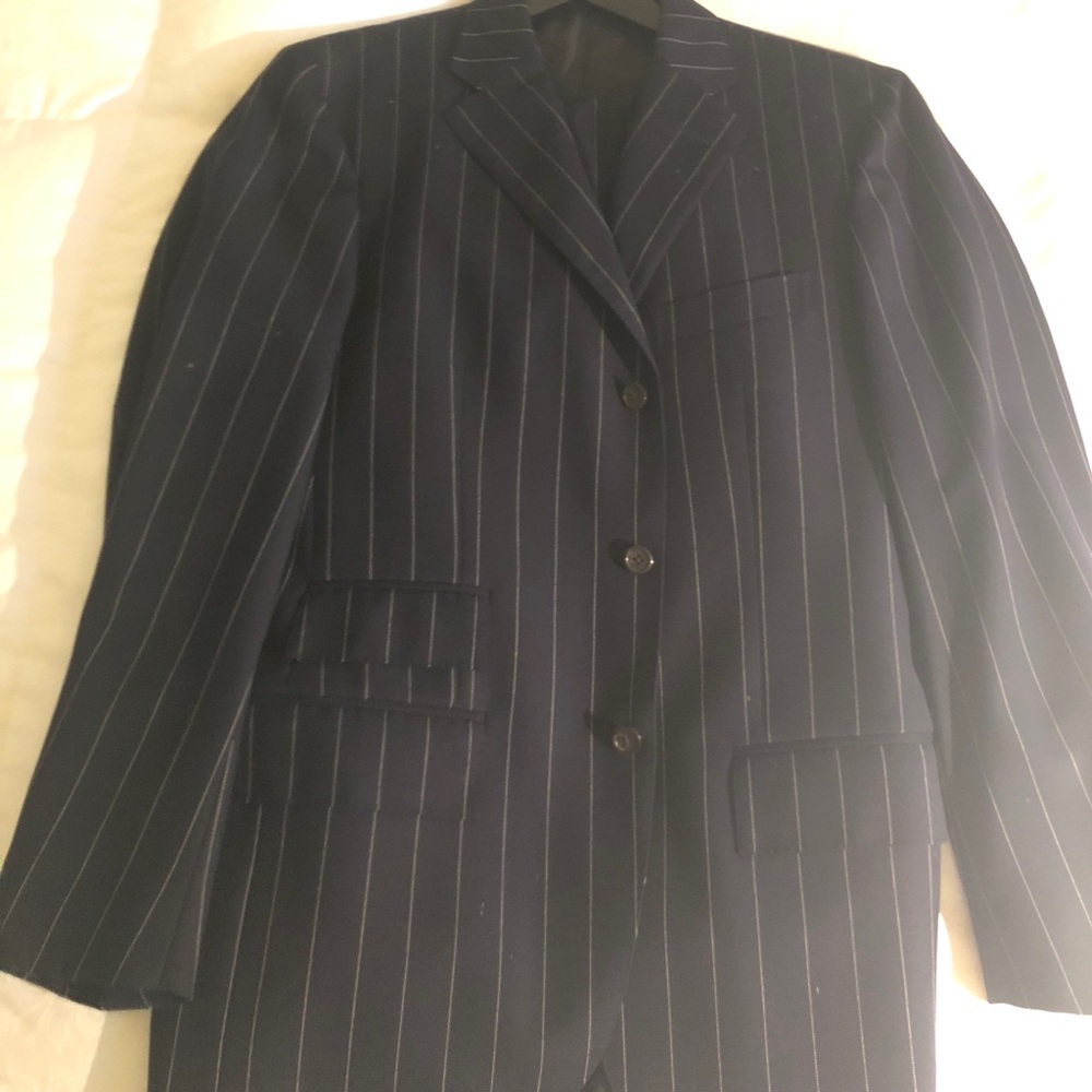 Polo cashmere pinstriped suit